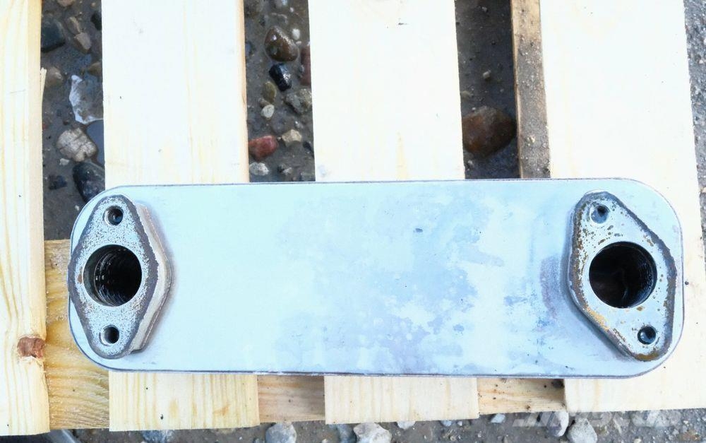 Liebherr Chłodnica oleju płynu D934 A7 kod 10127225, 7.014l Moteur