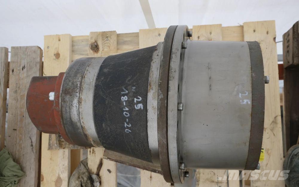 Liebherr Reduktor obrotu SAT 300/262 do koparki A934C,B,R93 Коммерческий транспорт - Другие