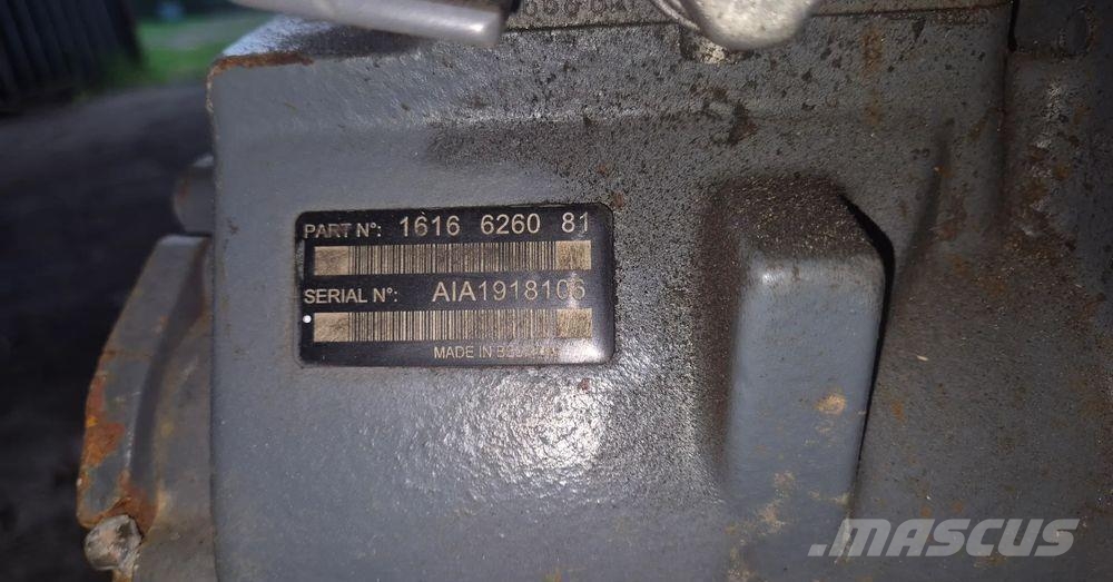 Sprężarka kompresor atlas copco 1616626081 Vezetőfülke és belső tartozékok