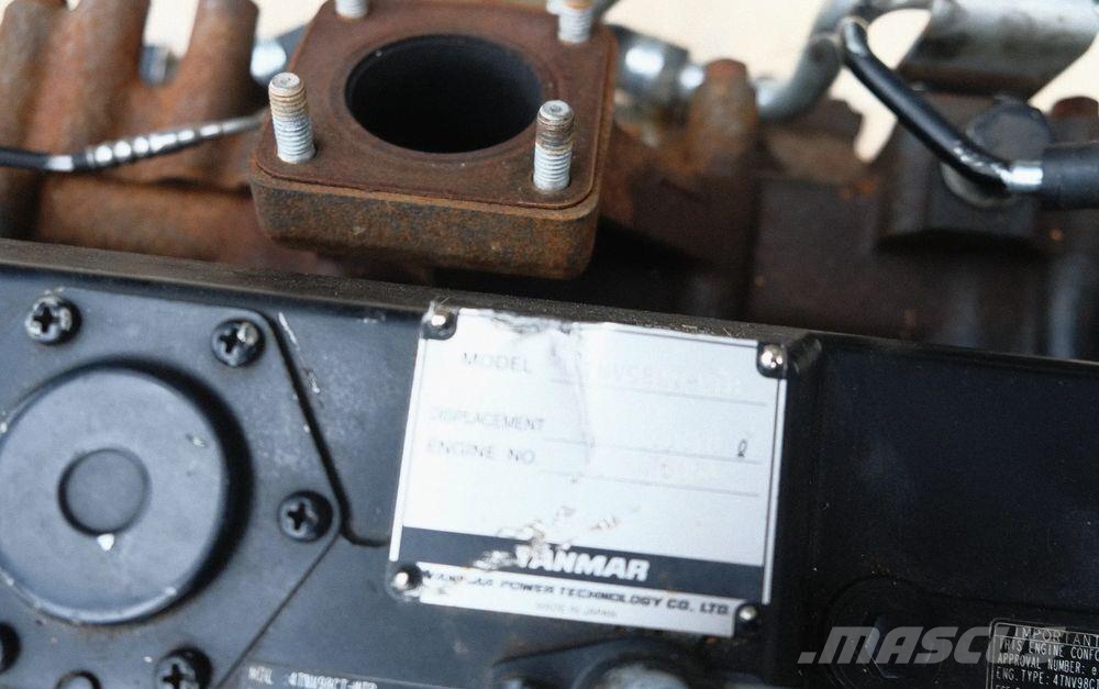 Yanmar 4TNV98CT-WTB Κινητήρες