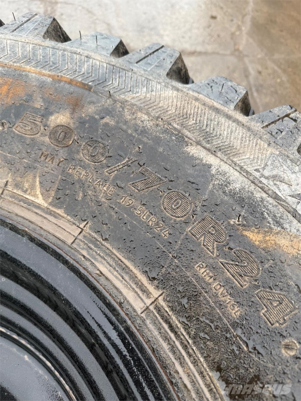 500/70-24 Pneumatici, ruote e cerchioni