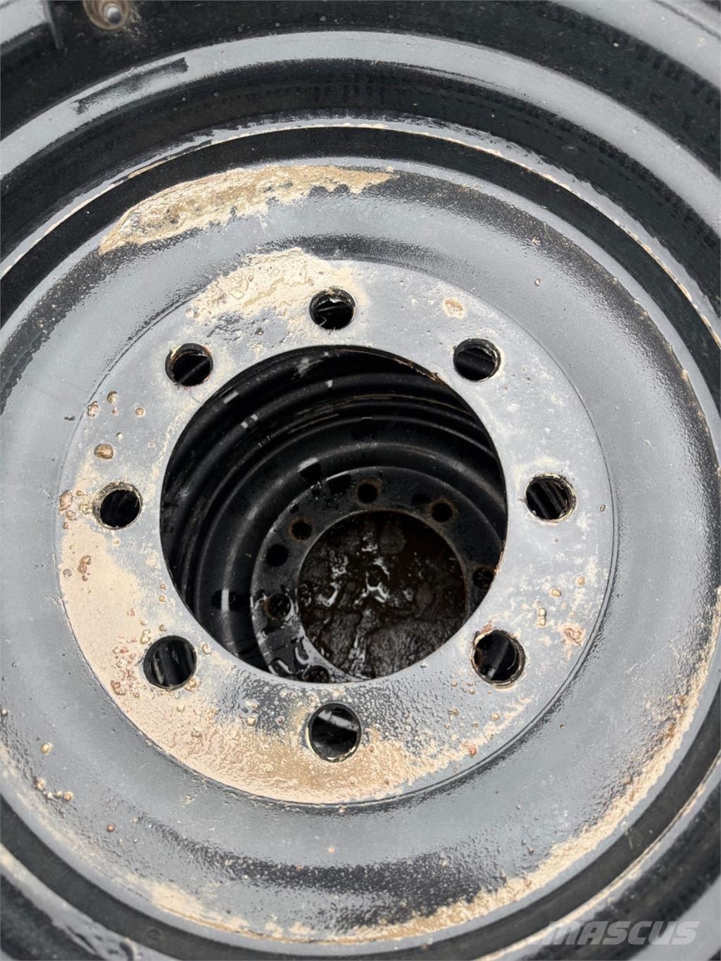 500/70-24 Pneumatici, ruote e cerchioni