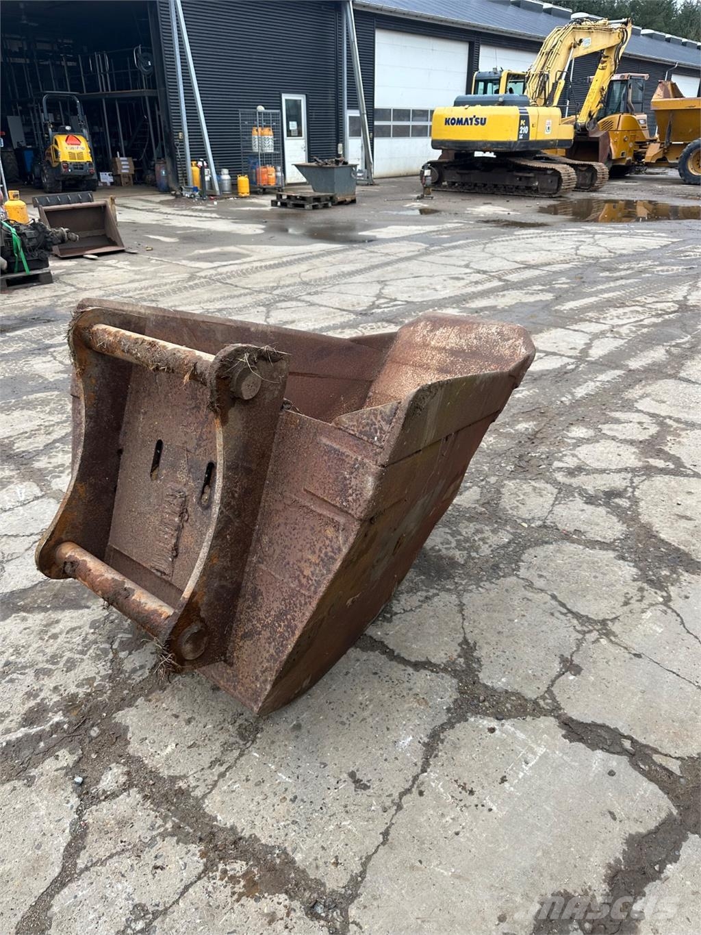 700 - 1400mm Buckets