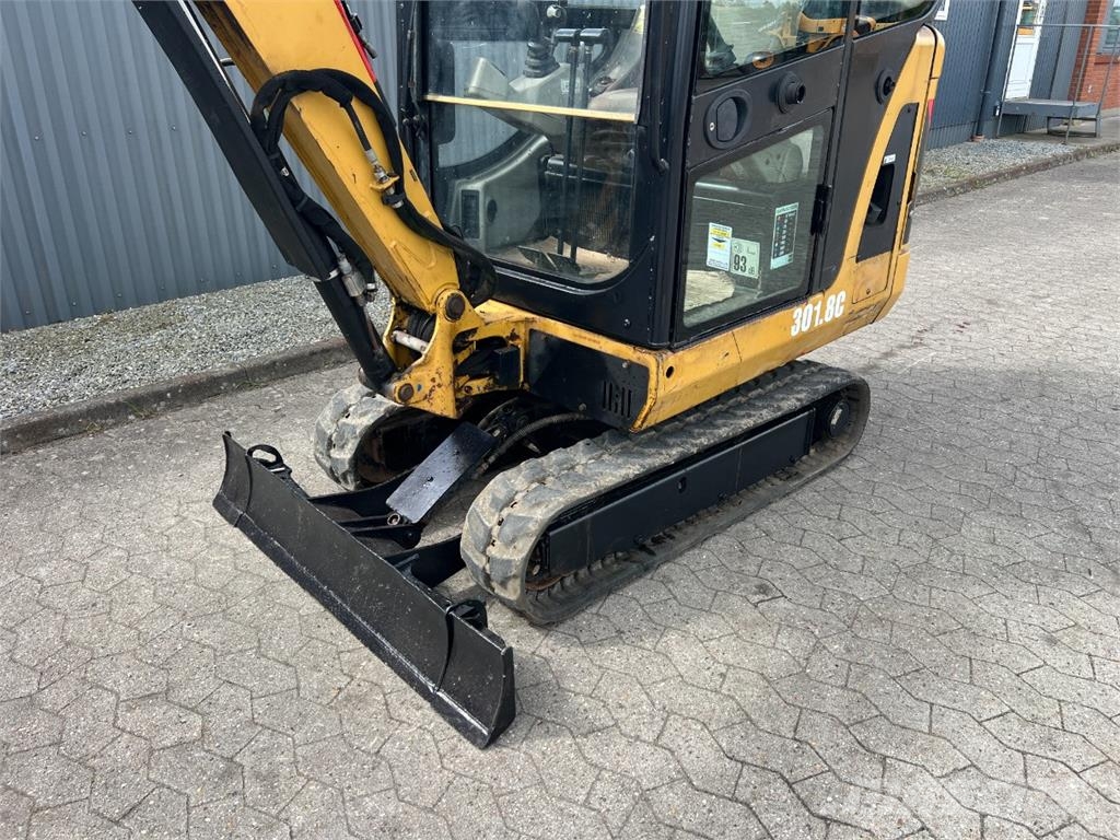 CAT 301.8 C minigraver / 3 Skovle Miniexcavadoras