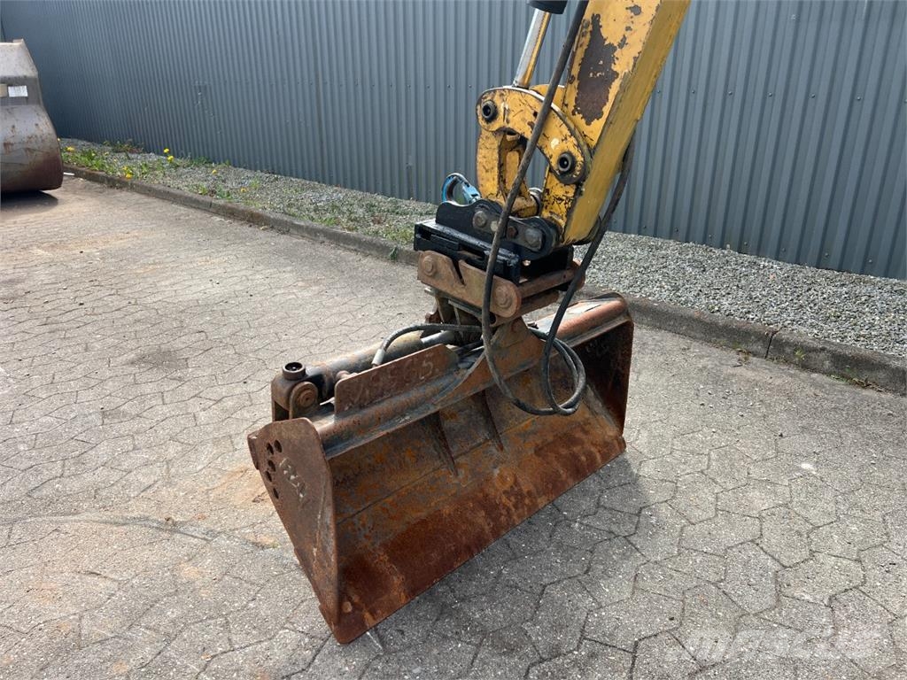 CAT 301.8 C minigraver / 3 Skovle Miniexcavadoras
