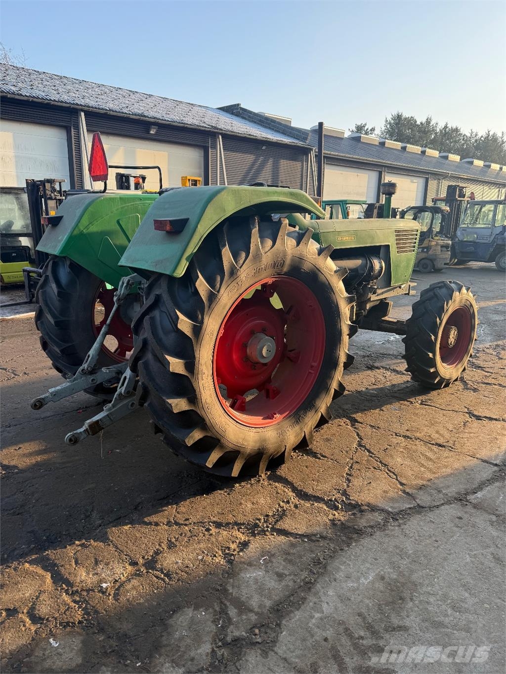 Deutz D10006A-S Traktorok