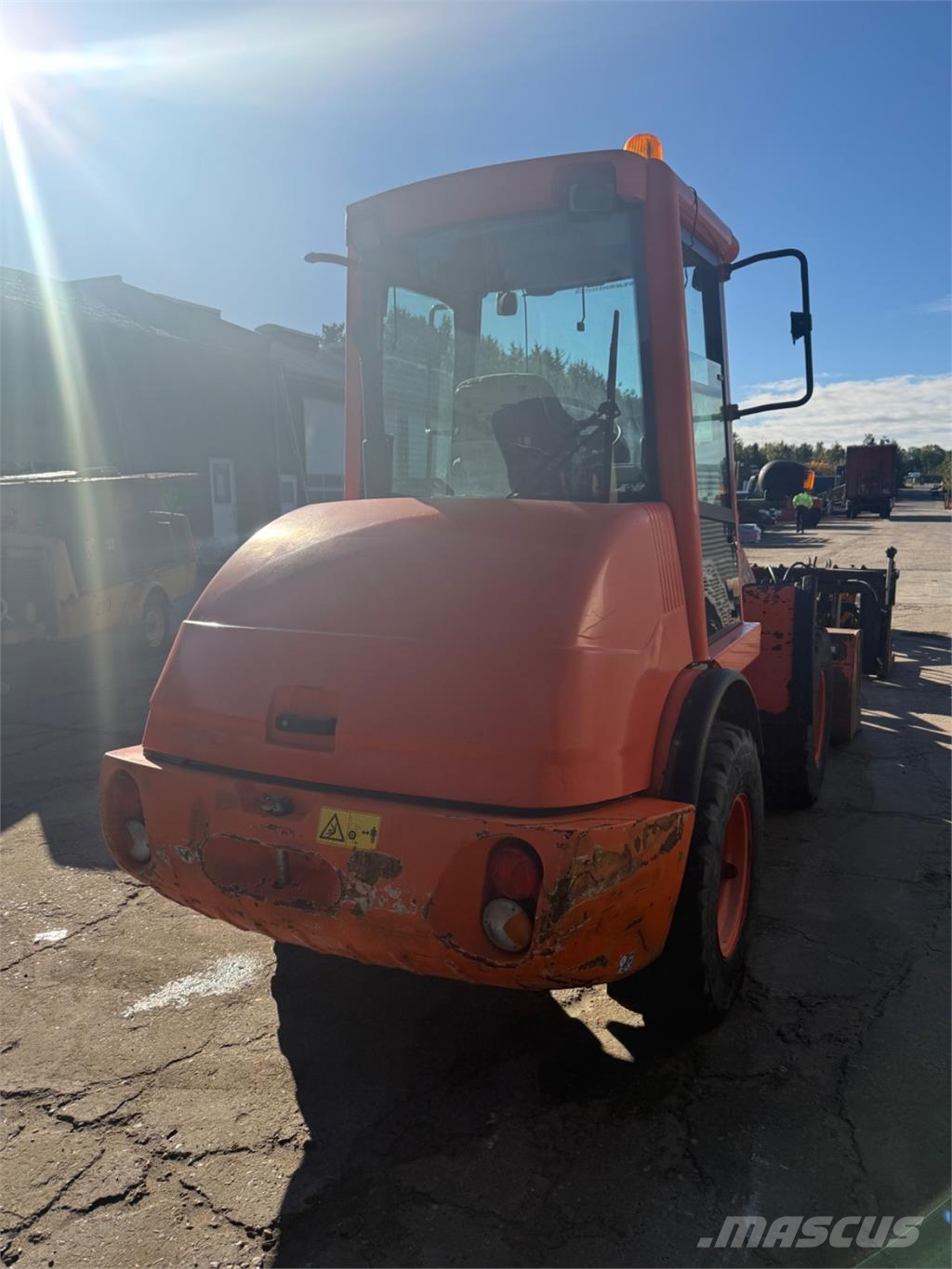 Fiat-Hitachi W50 Kolesni nakladalci
