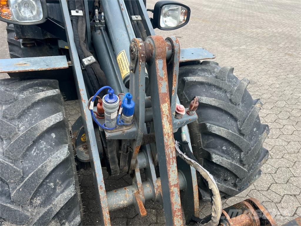 GiANT V 452 T X-Tra HD- Kabine / Skovl & gafler Minilastare