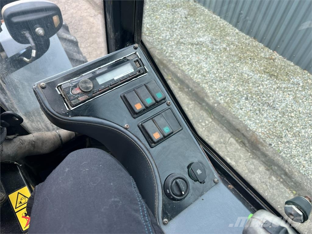 GiANT V 452 T X-Tra HD- Kabine / Skovl & gafler Minilastare