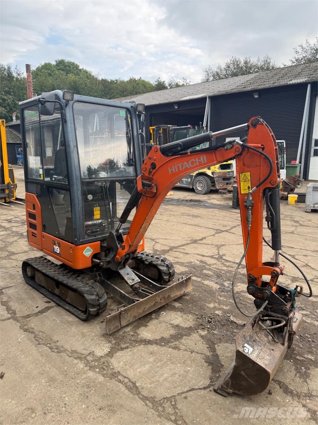 Hitachi ZX19 Miniescavatori