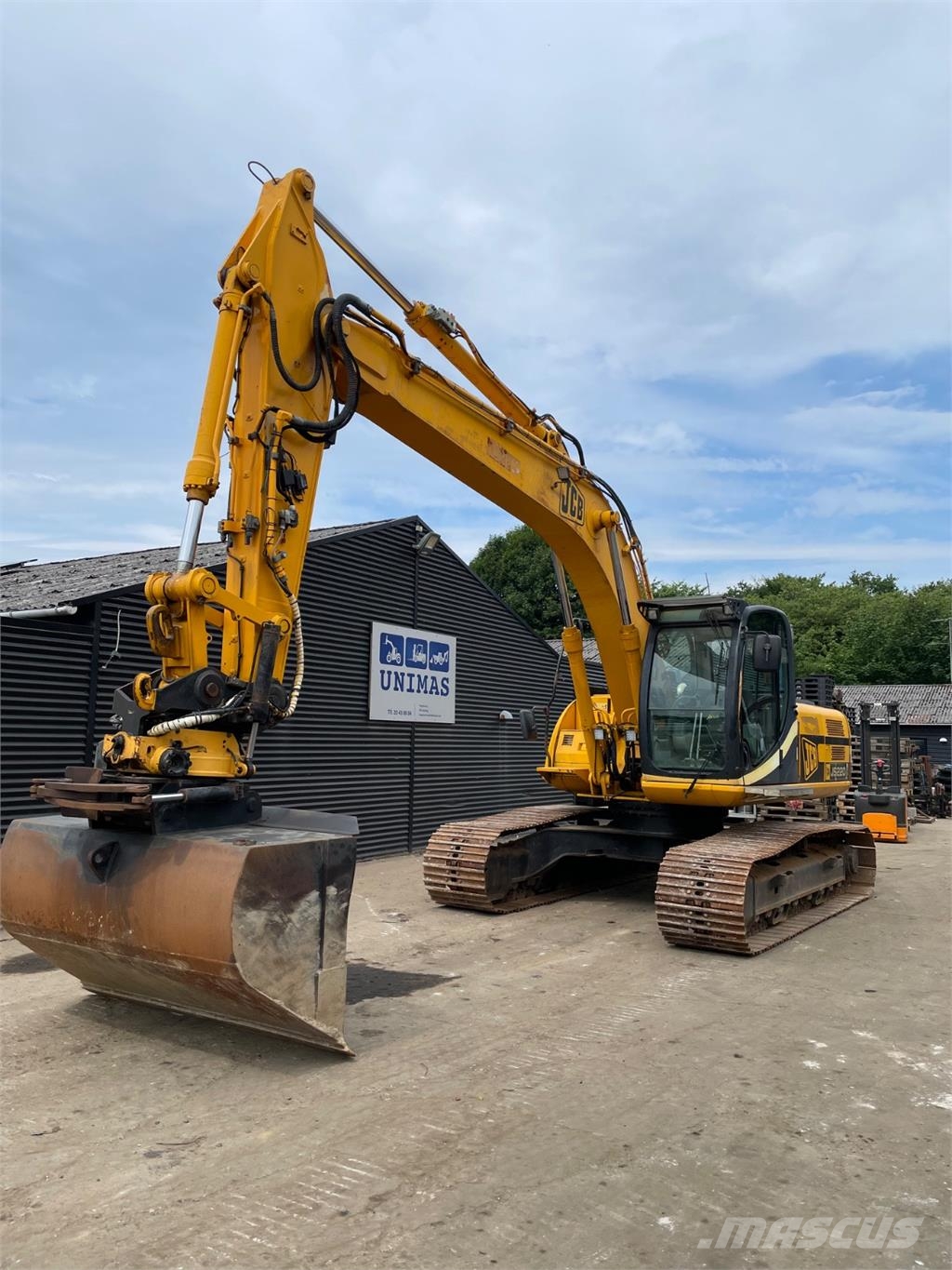 JCB JS220LC Rupsgraafmachines