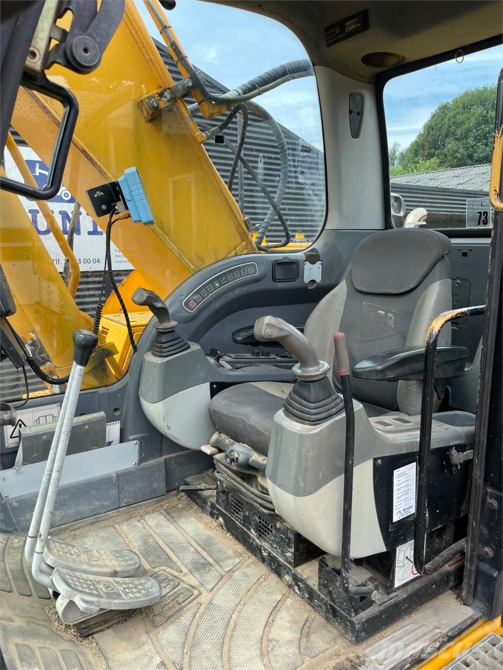 JCB JS220LC Rupsgraafmachines