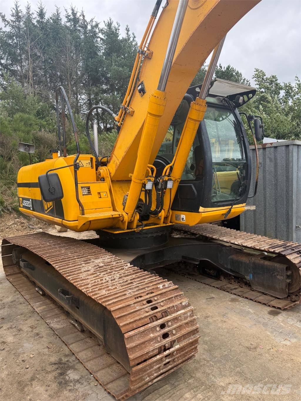 JCB JS220LC Rupsgraafmachines