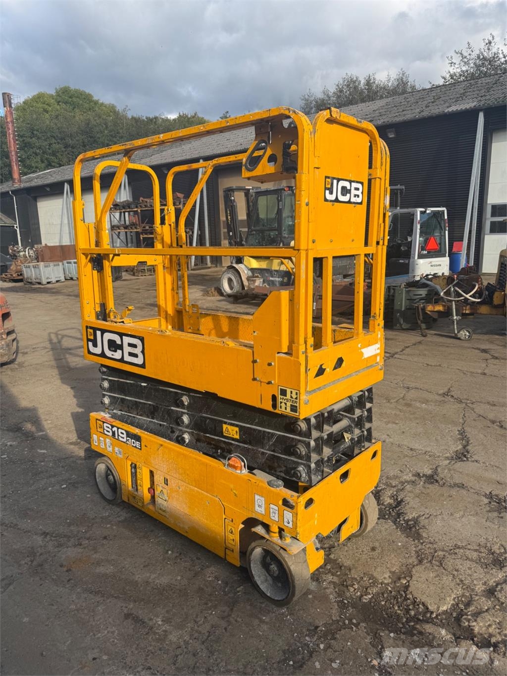 JCB S1930E Škarjaste dvižne ploščadi
