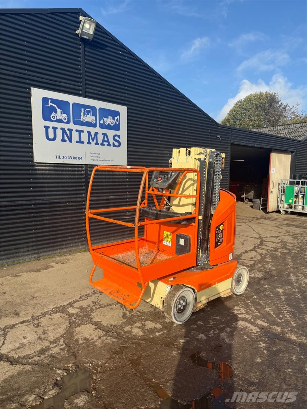 JLG Toucan 8E Plataforma de trabajo articulada