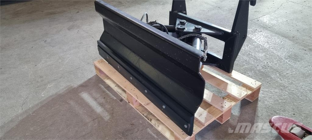 Kirk SKRABEBLAD 130 CM M.HYDR.SVING Maszyny budowlane - Inne