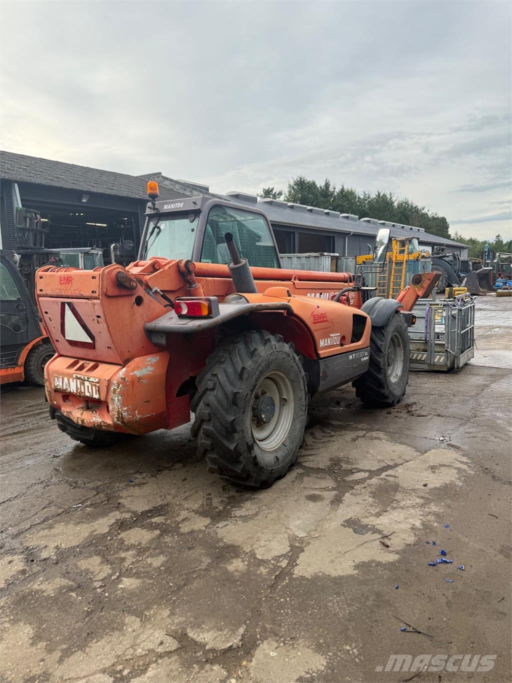 Manitou MT1637 مناولات متداخلة