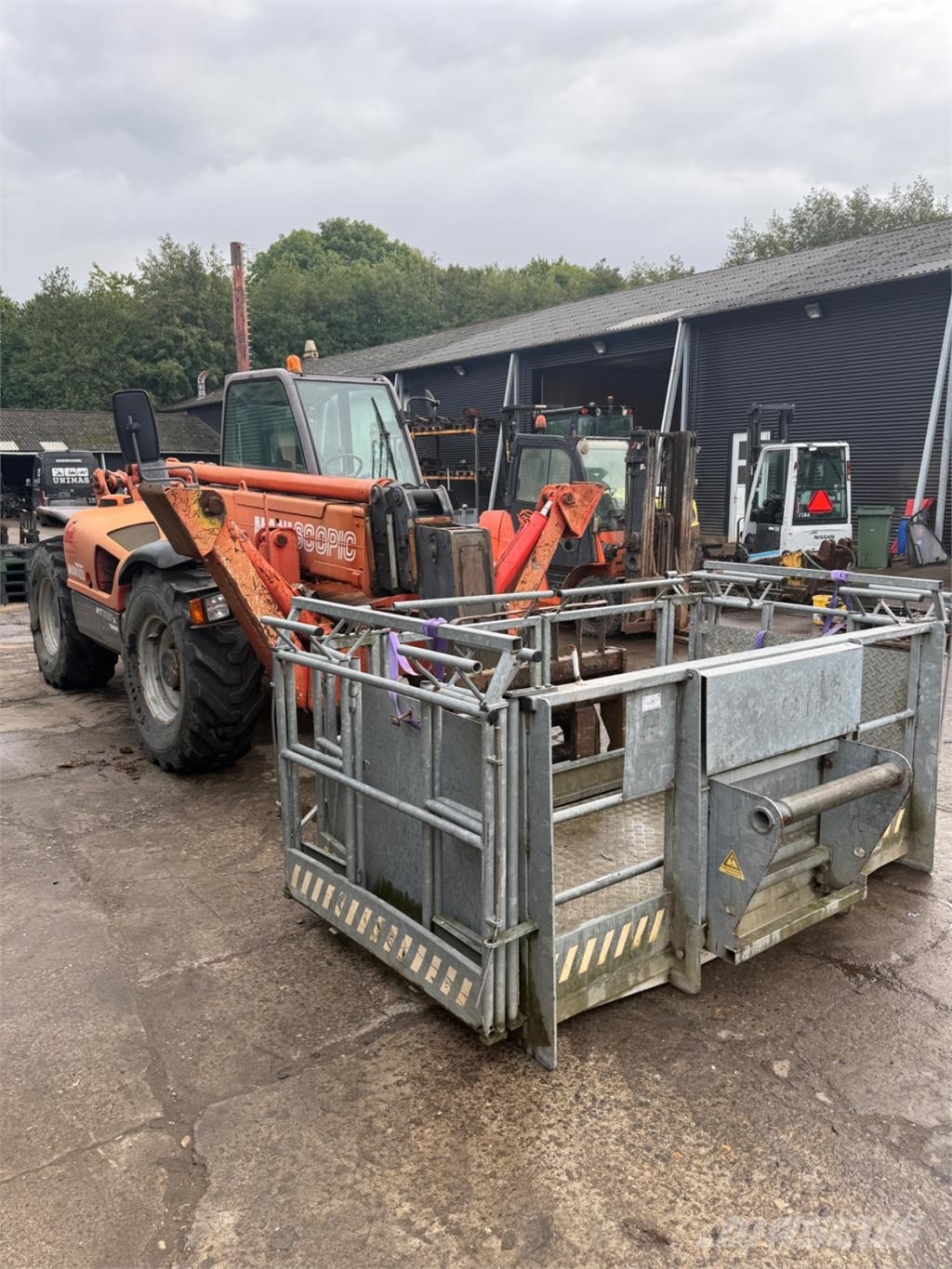 Manitou MT1637 مناولات متداخلة