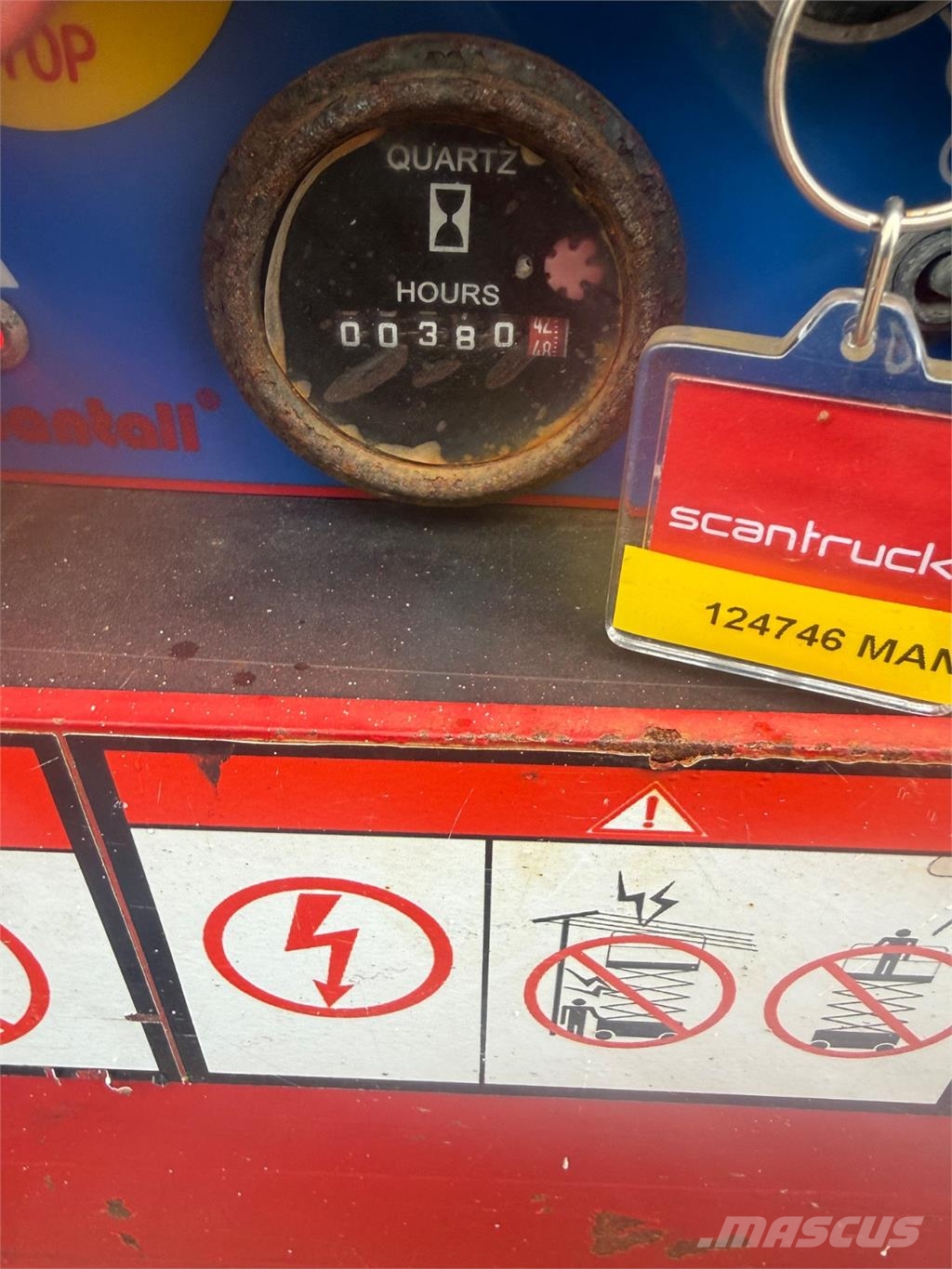 Mantall XE160N رافعات مقصية الشكل