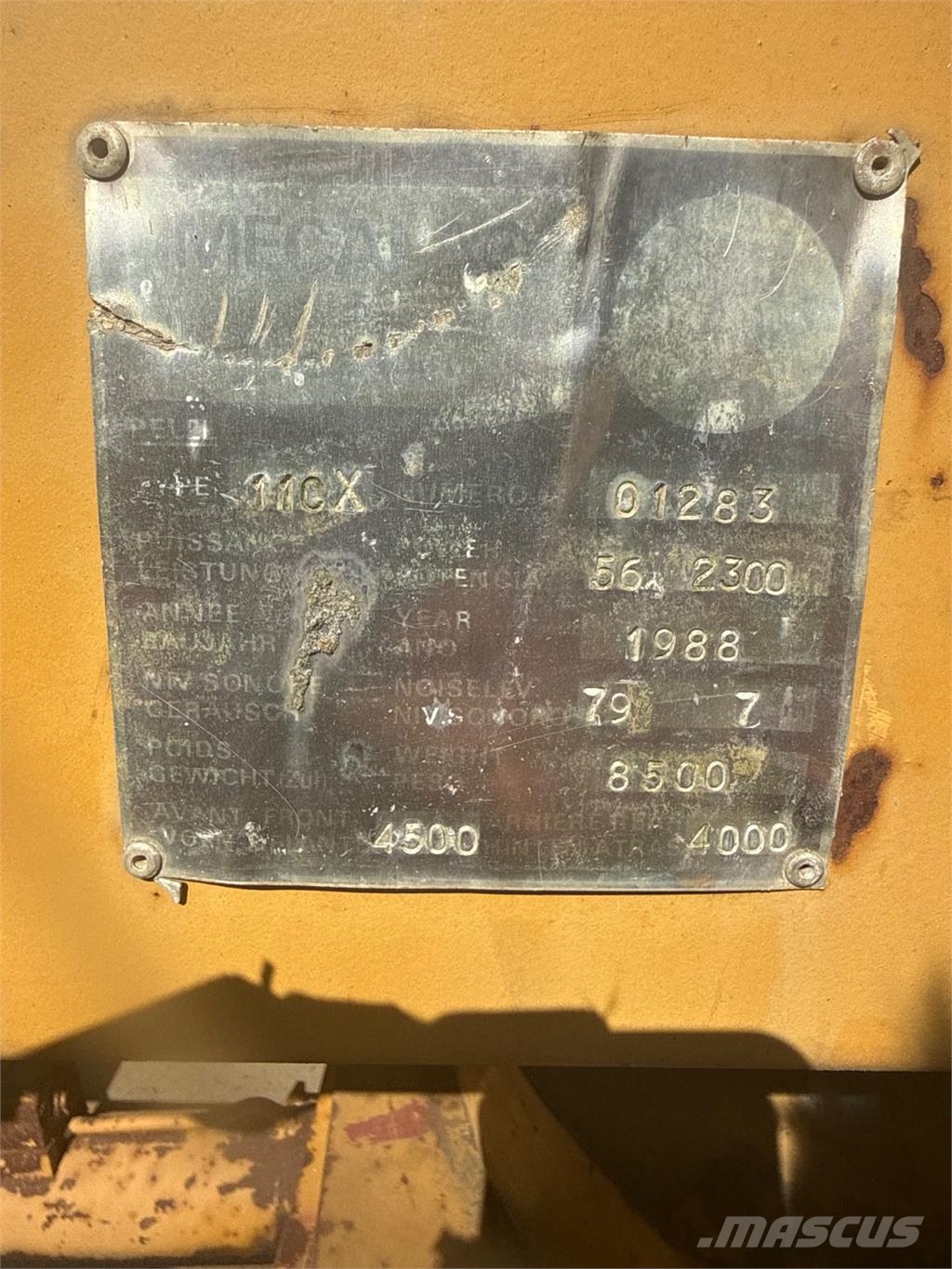 Mecalac CX11 لوادر بعجل