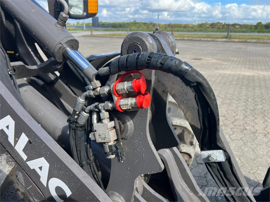 Mecalac MCL6+ / Skovl og pallegafler Minicarregadeiras