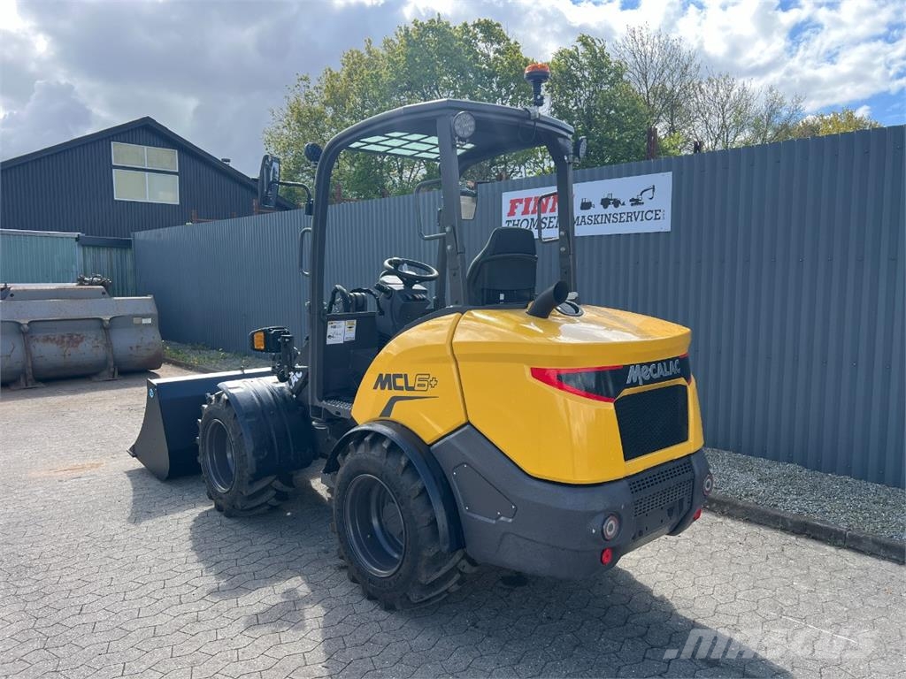 Mecalac MCL6+ / Skovl og pallegafler Minicarregadeiras