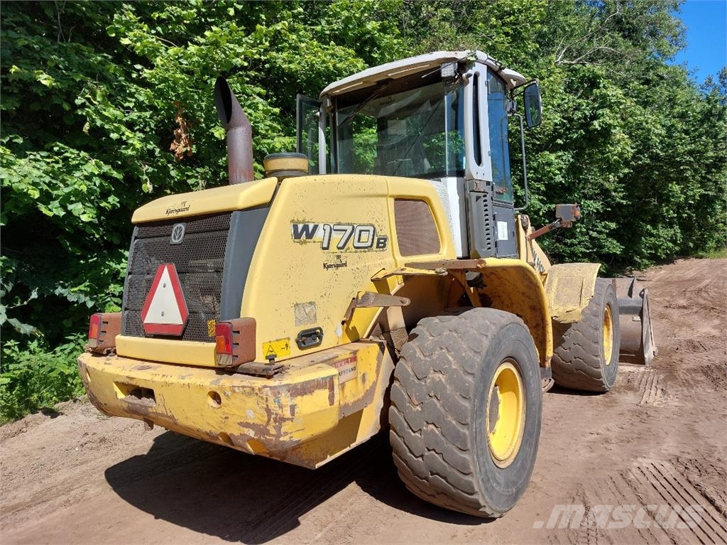 New Holland W170B Kolesni nakladalci