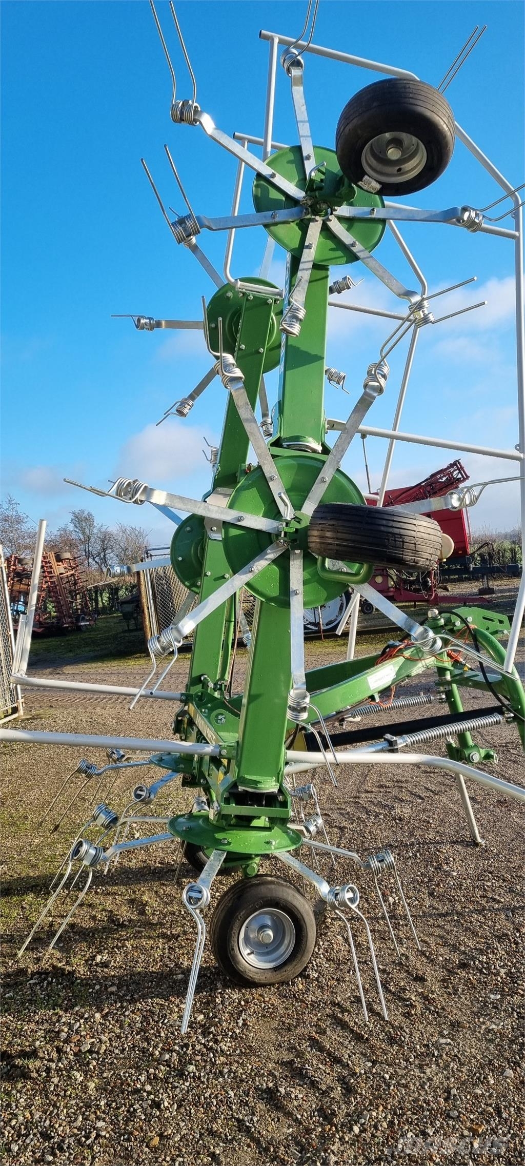 Pronar PWP770 vender på 7,7m - TILBUD 갈퀴 및 테더