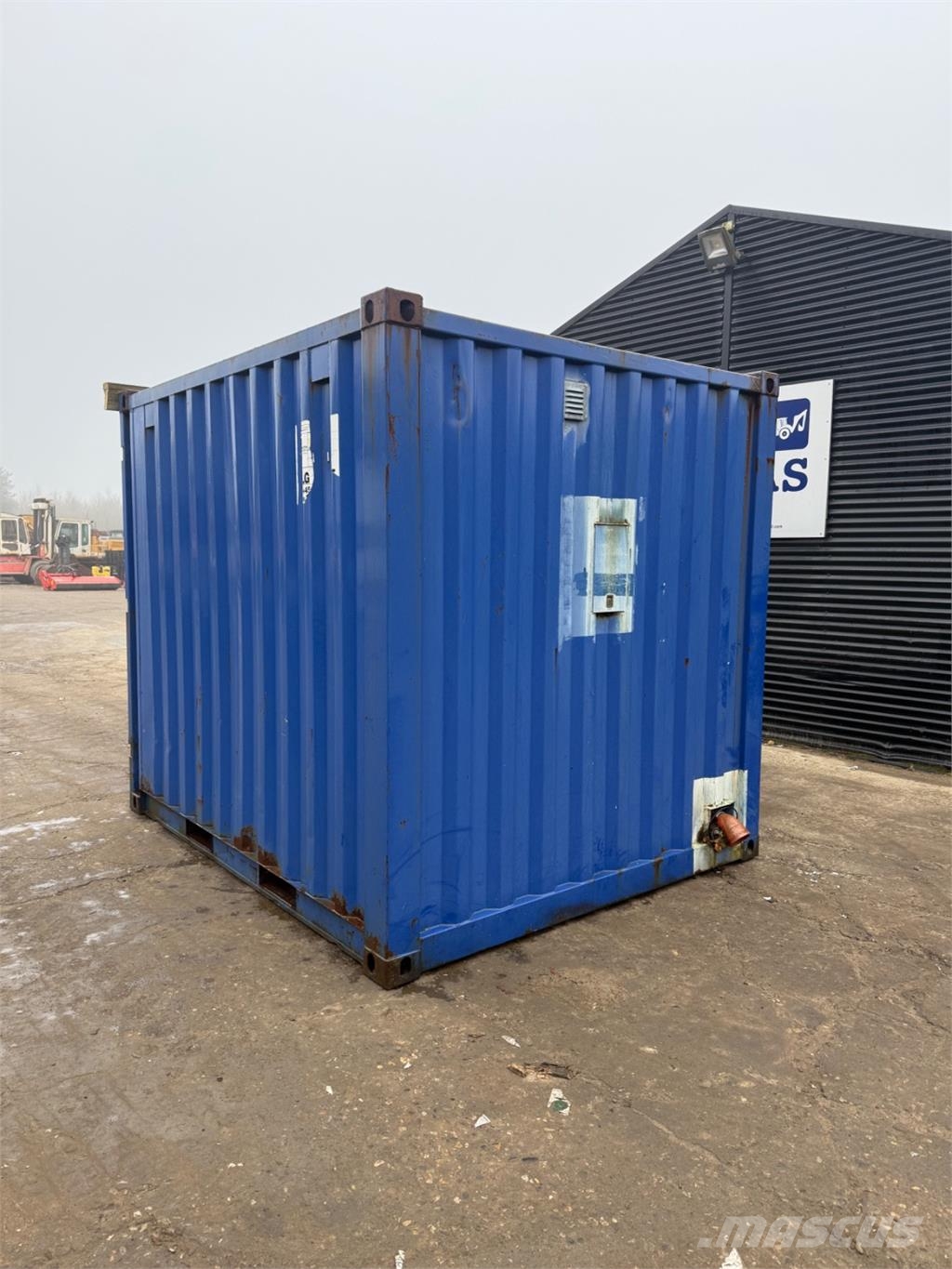 Sanitets container Shipping containers