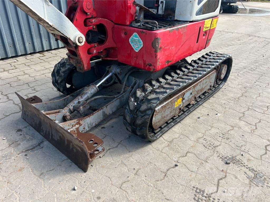 Takeuchi TB210R - Minigraver / Tiltman og 2 skolve Minibagger < 7t