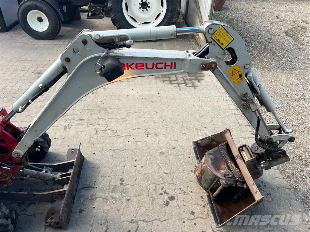 Takeuchi TB210R - Minigraver / Tiltman og 2 skolve Minibagger < 7t