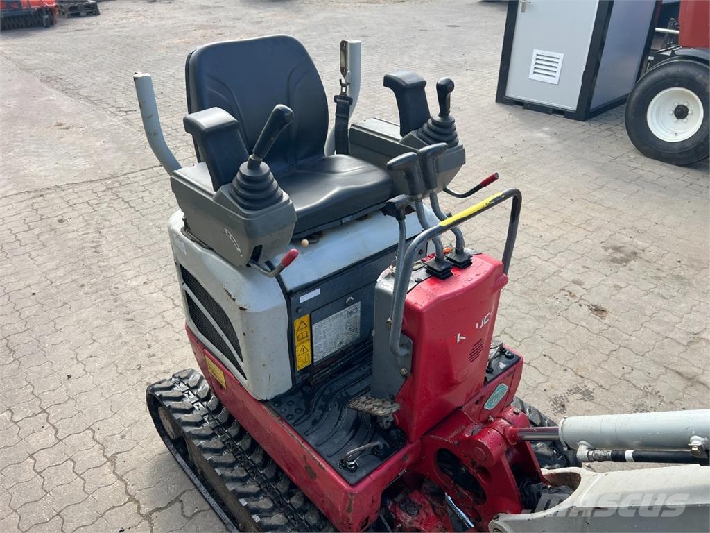 Takeuchi TB210R - Minigraver / Tiltman og 2 skolve Minibagger < 7t