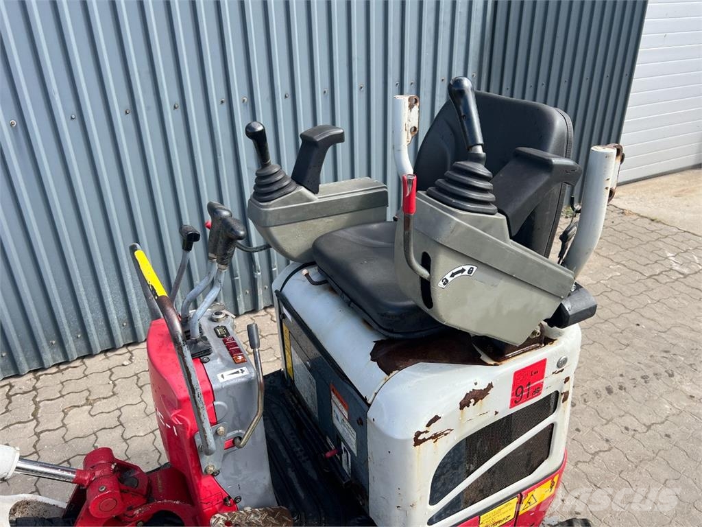 Takeuchi TB210R - Minigraver / Tiltman og 2 skolve Minibagger < 7t