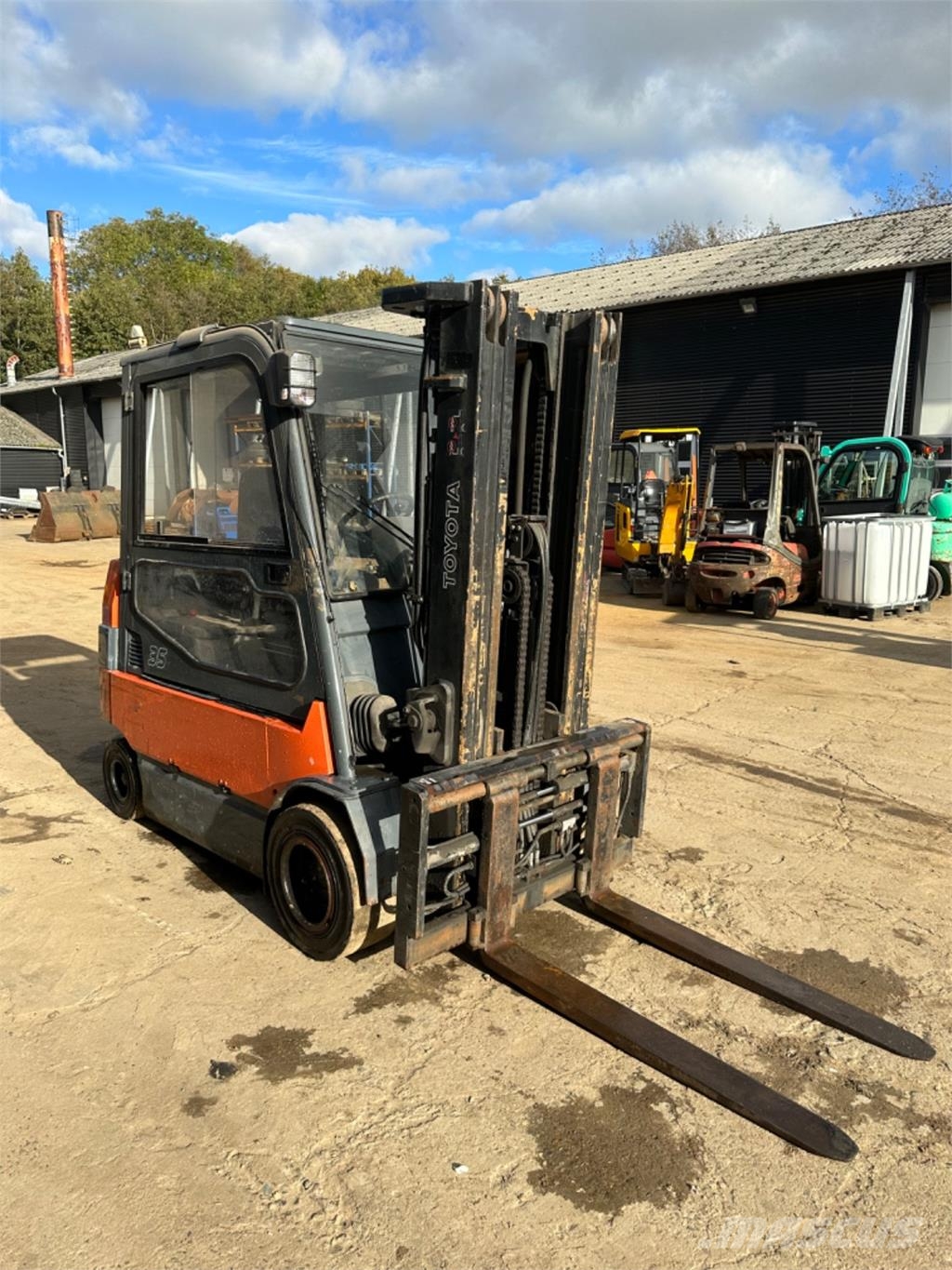 Toyota FBT35 Electric forklifts