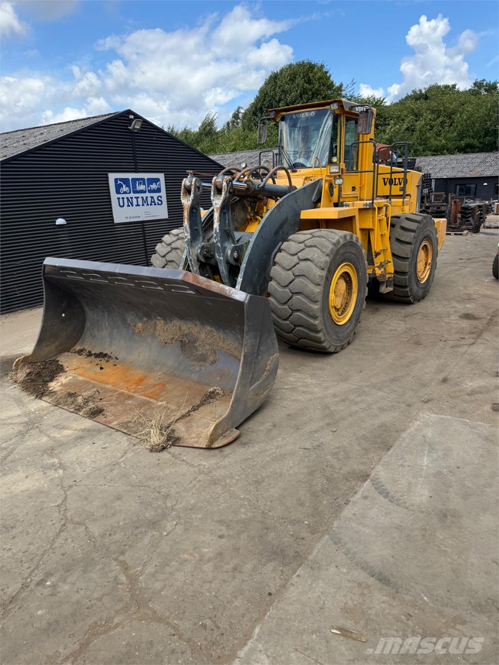Volvo L330D Колесни товарачи