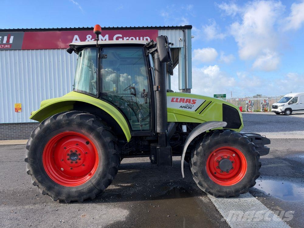 CLAAS Arion 420 Traktorer