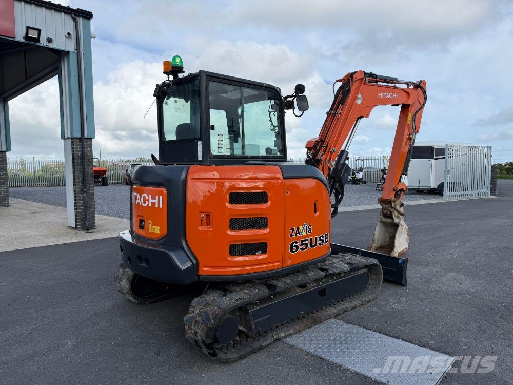 Hitachi ZX65 USB-5A Escavatori cingolati