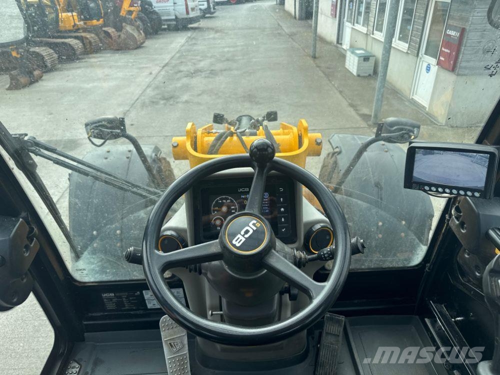JCB TM320S Telescopic handlers