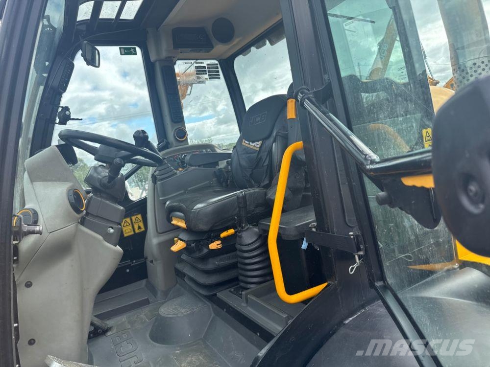 JCB TM320S Telescopic handlers