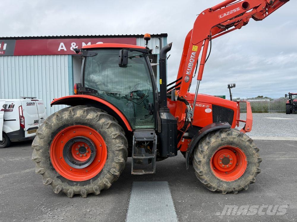 Kubota M115GX Traktorok
