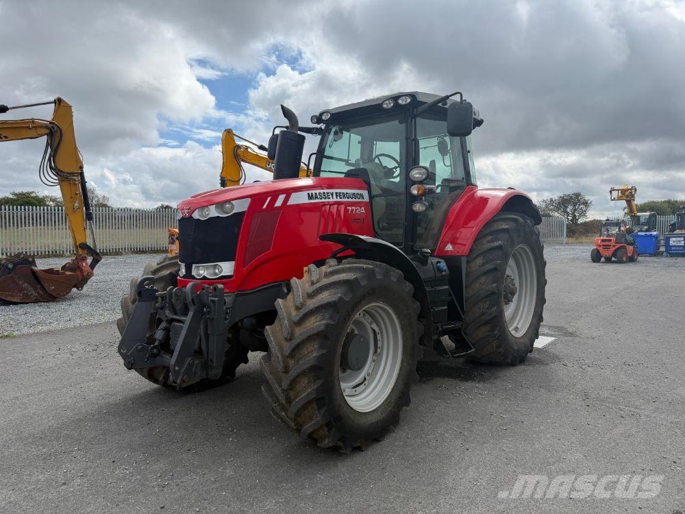 Massey Ferguson 7724 Dyna VT Tractors