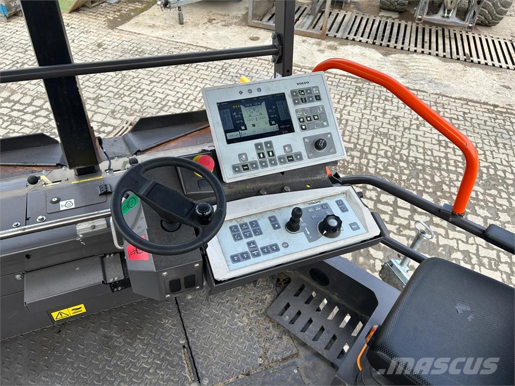 Volvo ABG P2870D VOLVO ABG P2870D Asfaltafwerkmachines