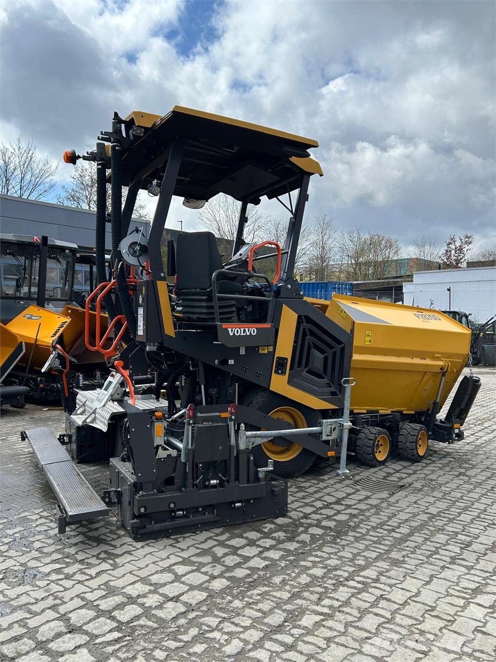 Volvo ABG P2870D VOLVO ABG P2870D Asfaltafwerkmachines