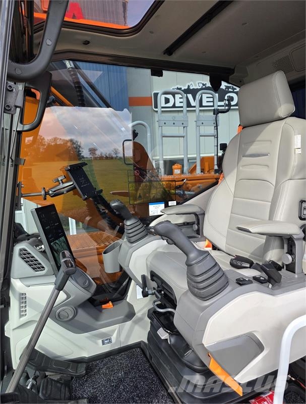 Develon DX230LC-9 مكونات أخرى