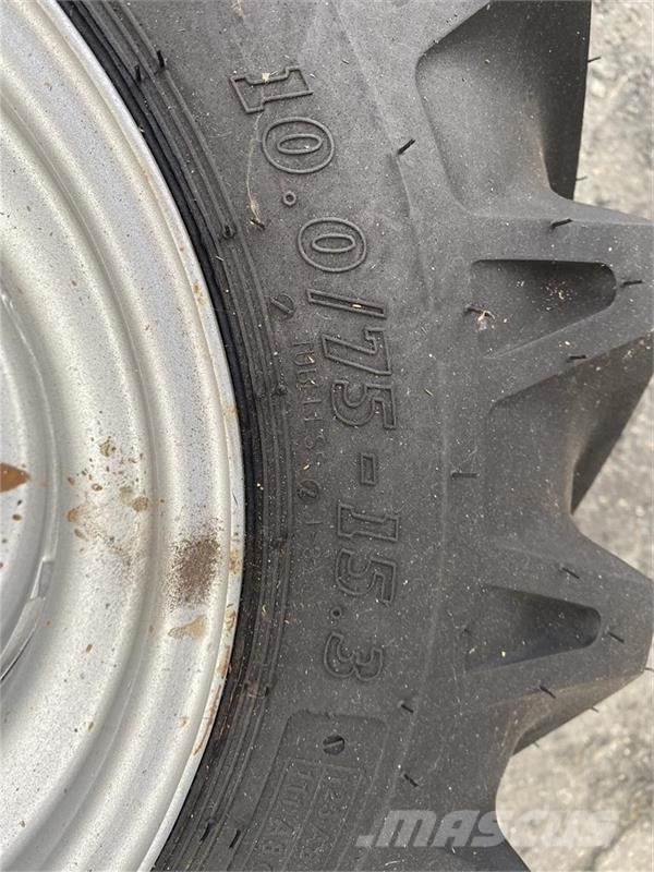 - - - 4 stk nye dæk Tyres, wheels and rims