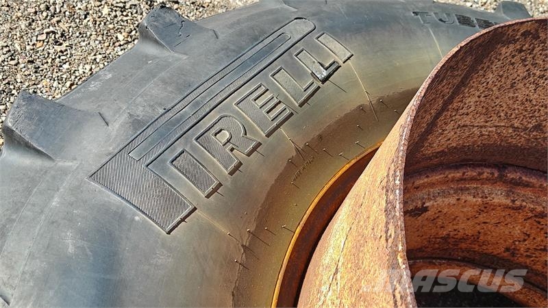 - - - 520/85 R38 XXX Inkl. 7 låse Gume, točkovi i felne