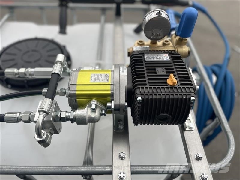 AB Mobil 200bar / 15 L/min 640L. Inkl. slange og lans Waterdrukreinigers