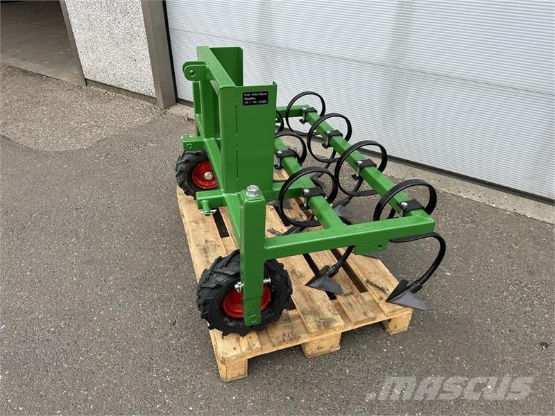 AB Woodflex Harve Til renholdelse i nyplantede træer Harver