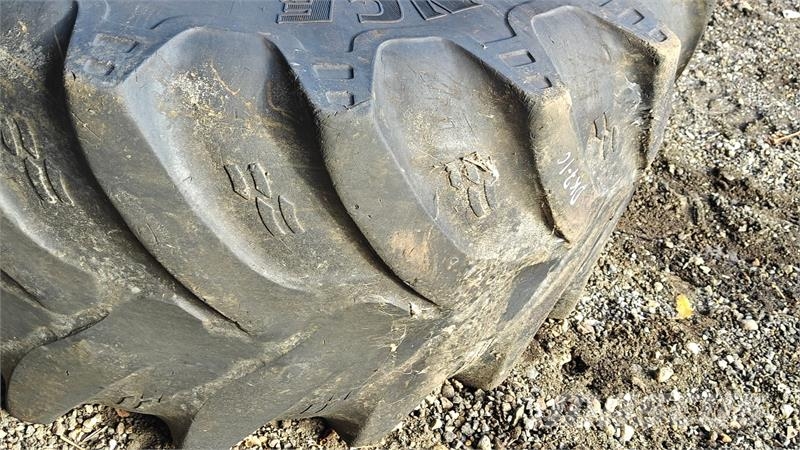 Alliance 600/65 R28 XXX タイヤ、ホイル、リム