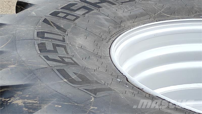 Amazone Sprøjtehjul XXX  650/85R38 Gume, točkovi i felne